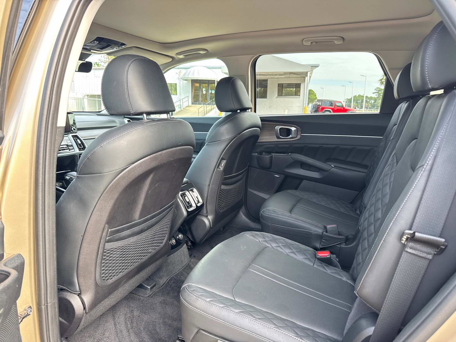 Used 2021 Kia Sorento SX Prestige AWD/4WD image 16