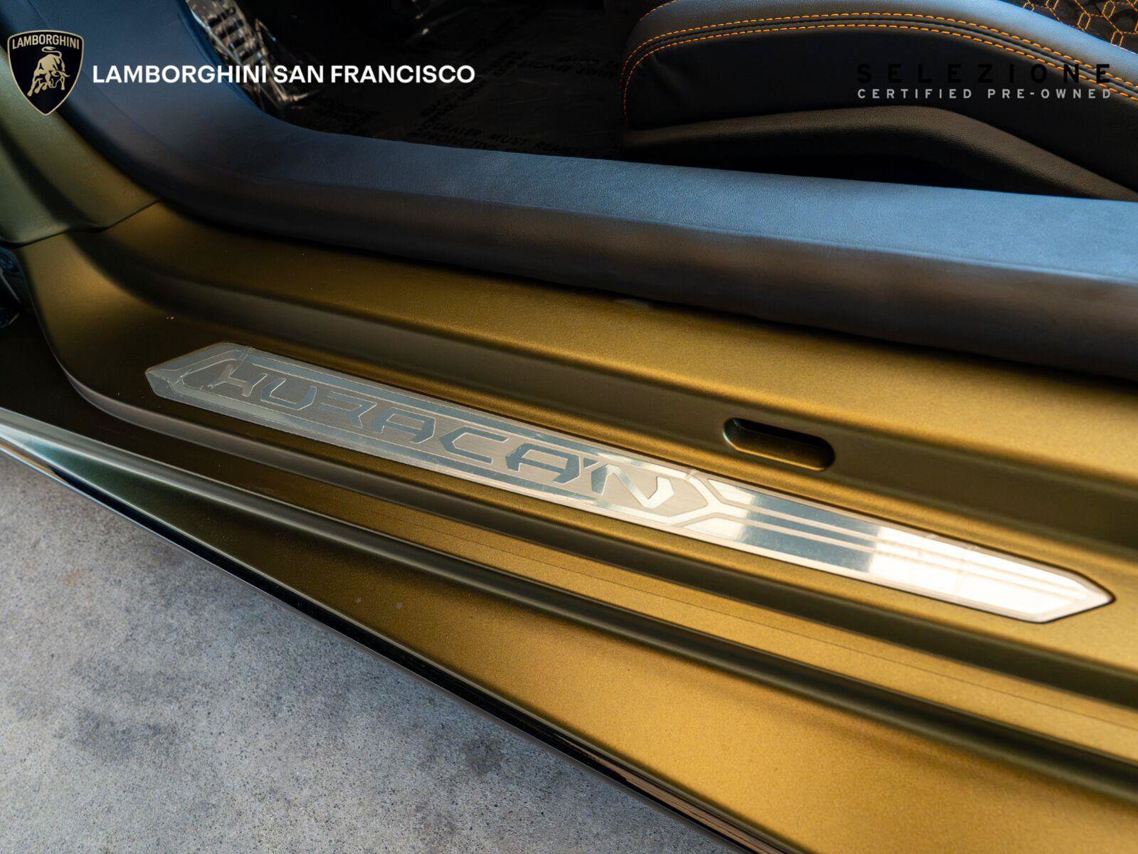 Used 2023 Lamborghini Huracan EVO RWD image 53