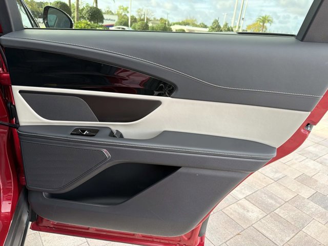 Certified 2024 Lincoln Nautilus Premier image 23