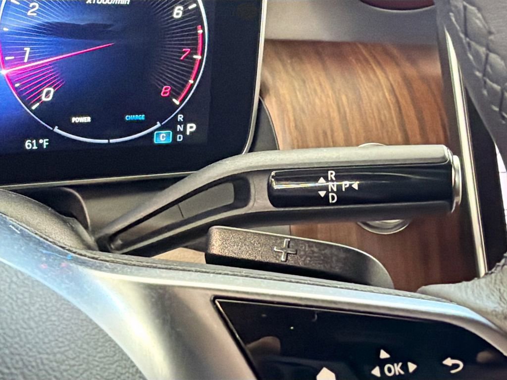 Used 2023 Mercedes-Benz GLC 300 4MATIC image 16