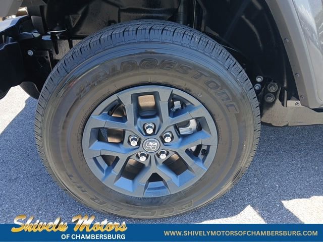 New 2026 Jeep Gladiator Overland AWD/4WD image 2