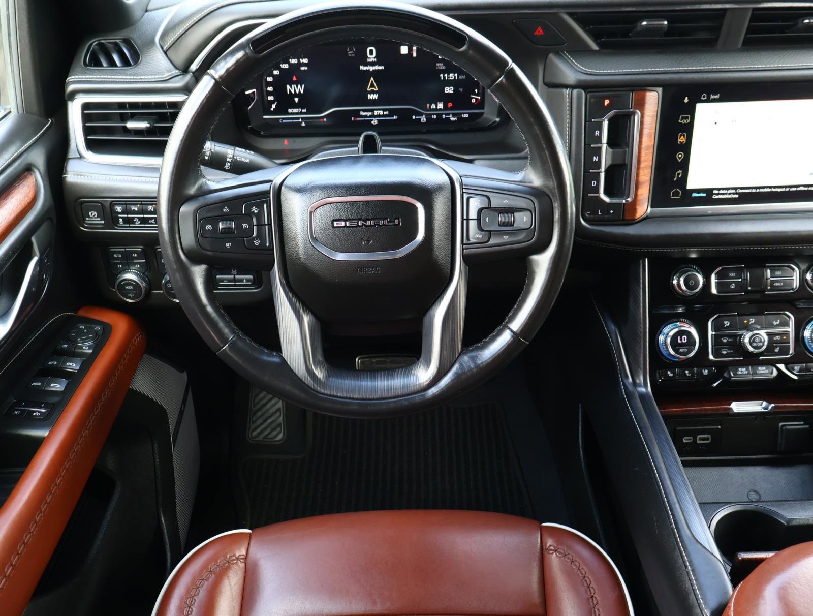 Used 2023 GMC Yukon Denali Ultimate image 10