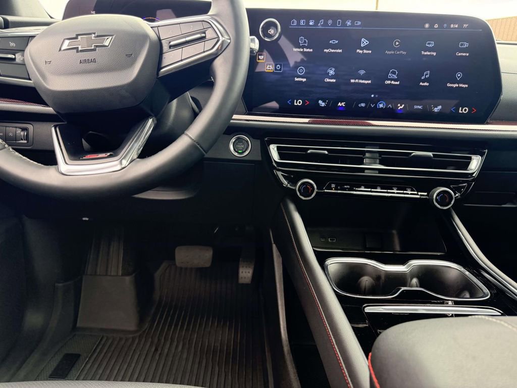 Used 2026 Chevrolet Traverse Z71 w/ Driver Confidence Package image 27