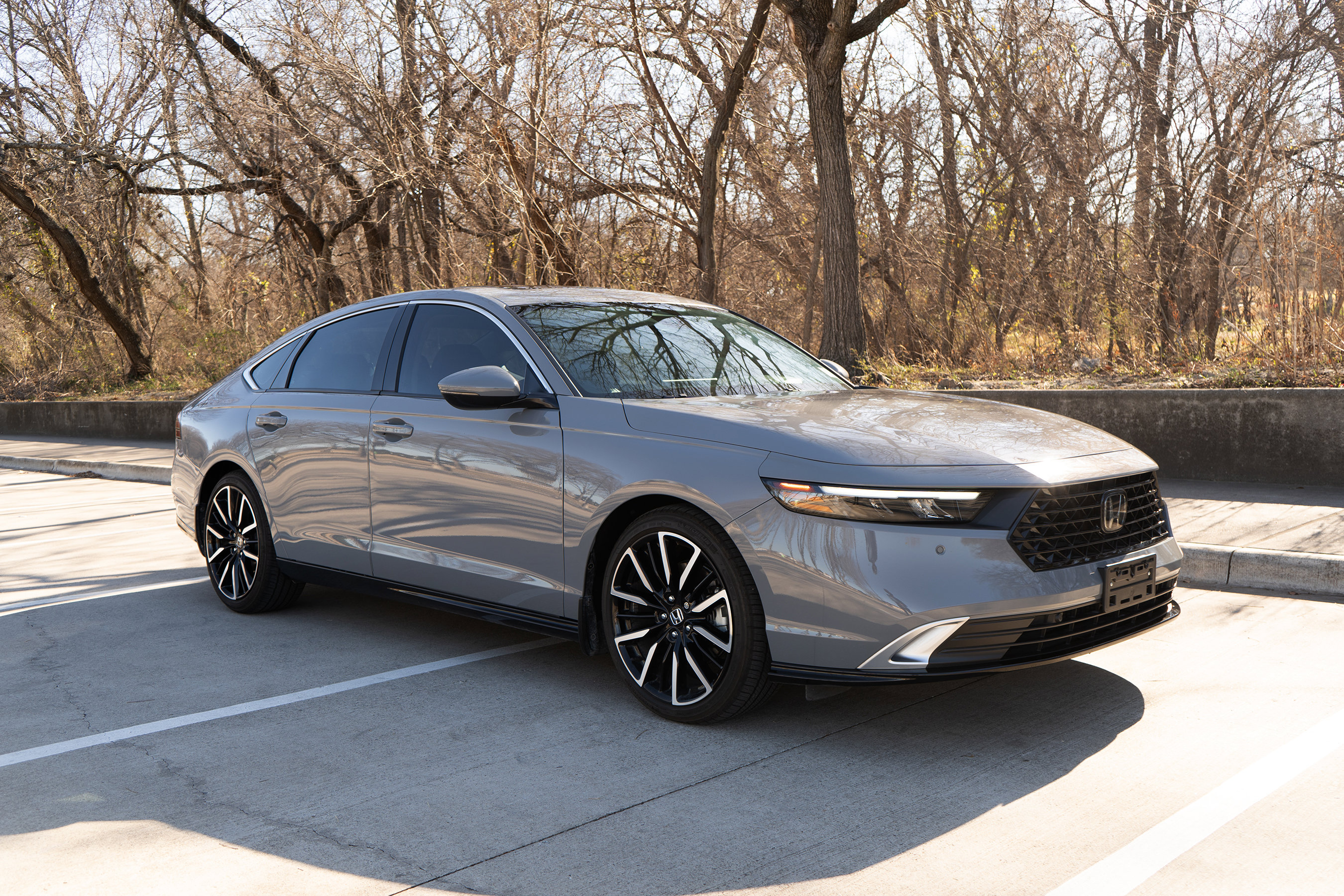 Used 2024 Honda Accord Touring image 2