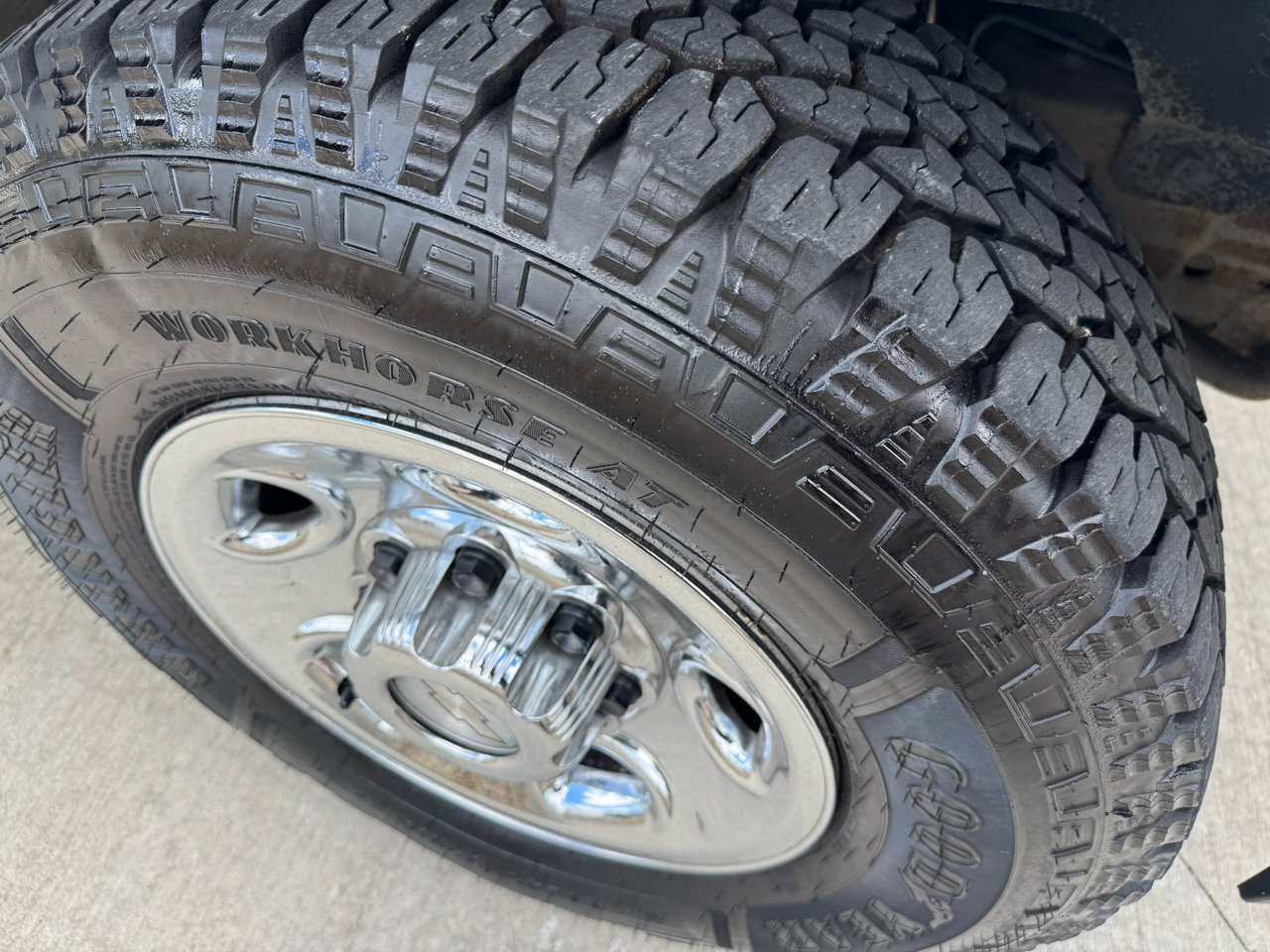 Used 2019 Chevrolet Express 2500 RWD image 12