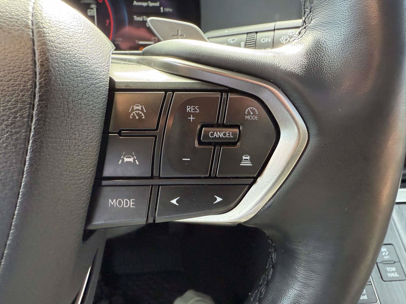 Used 2024 Lexus GX 550 w/ Accessory Package (Z1) AWD/4WD image 21