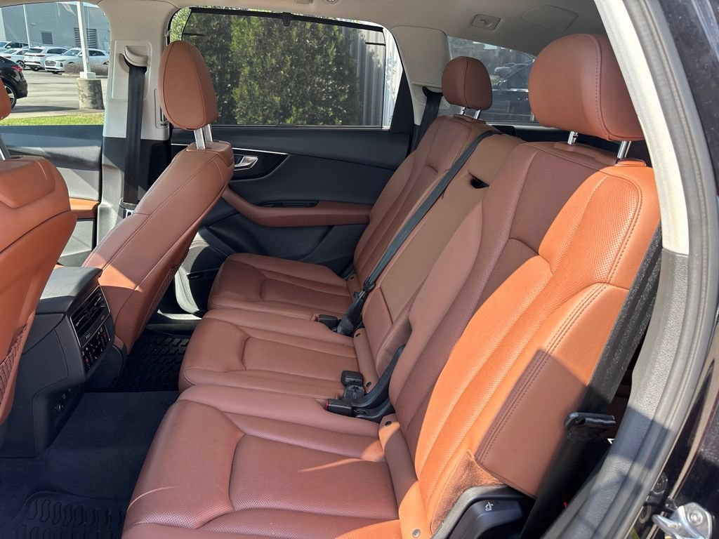 Used 2020 Audi Q7 3.0T Prestige AWD/4WD image 9