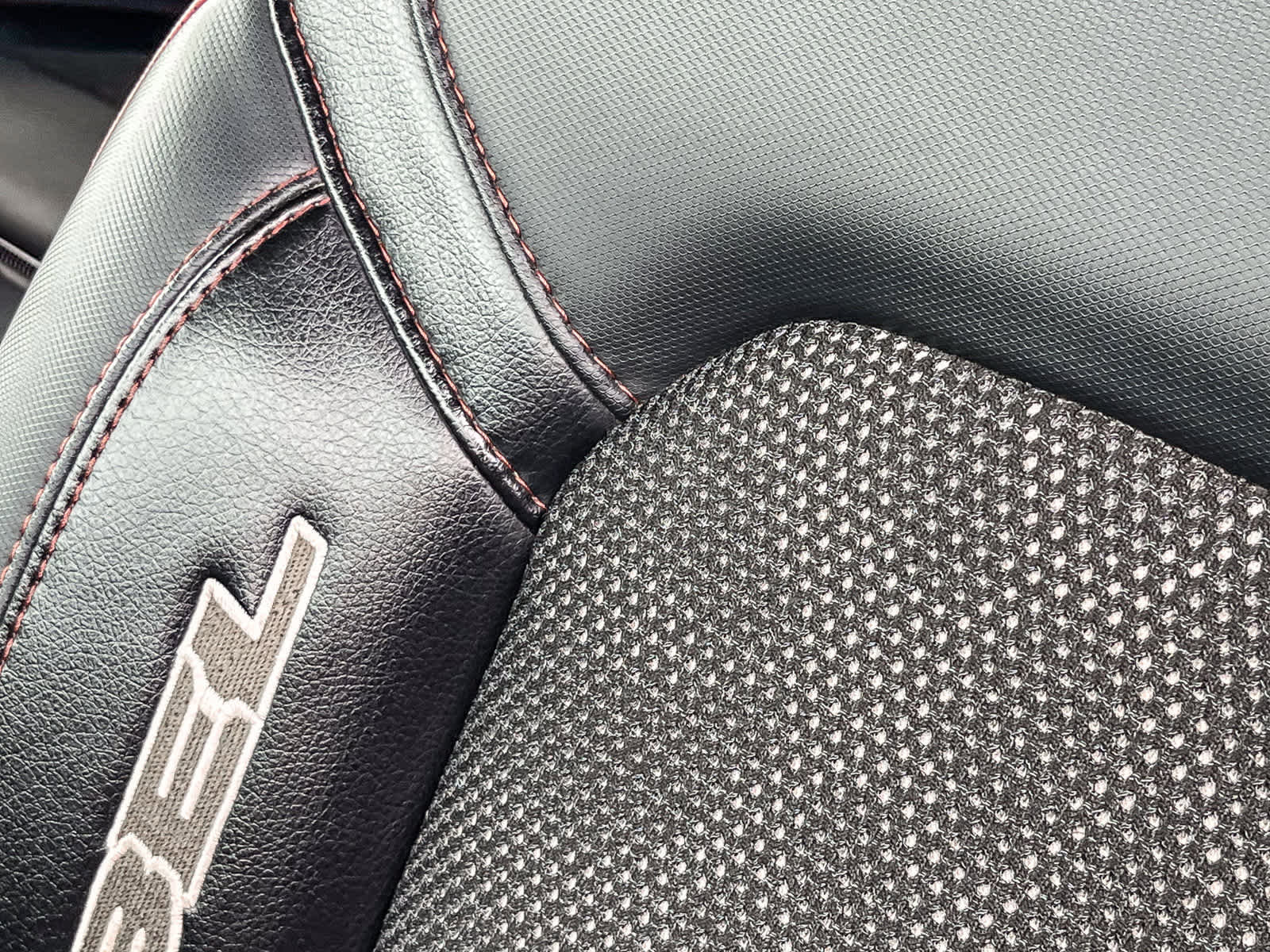 Used 2019 RAM 1500 Rebel image 23