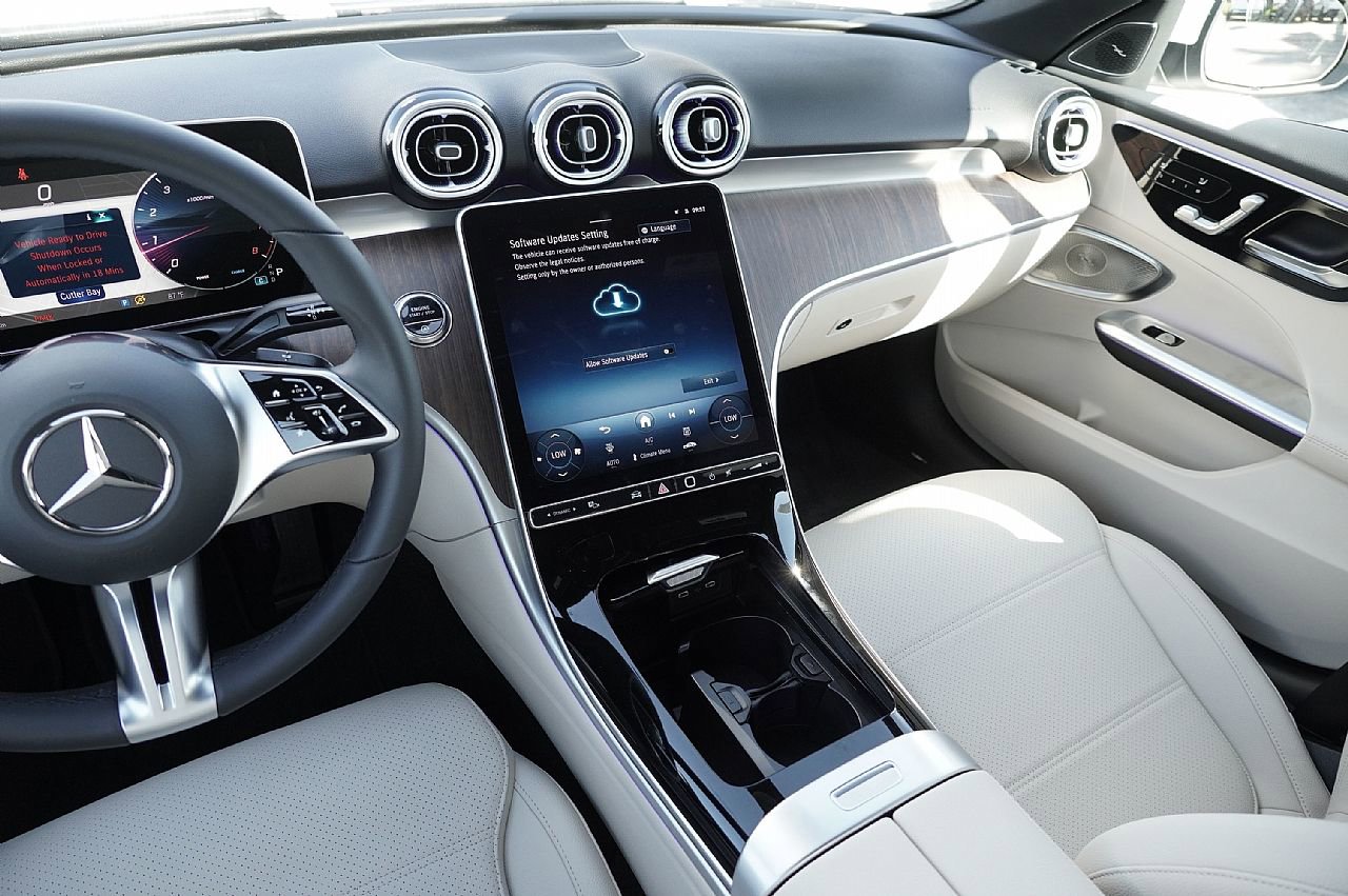 New 2025 Mercedes-Benz C 300 Sedan image 16