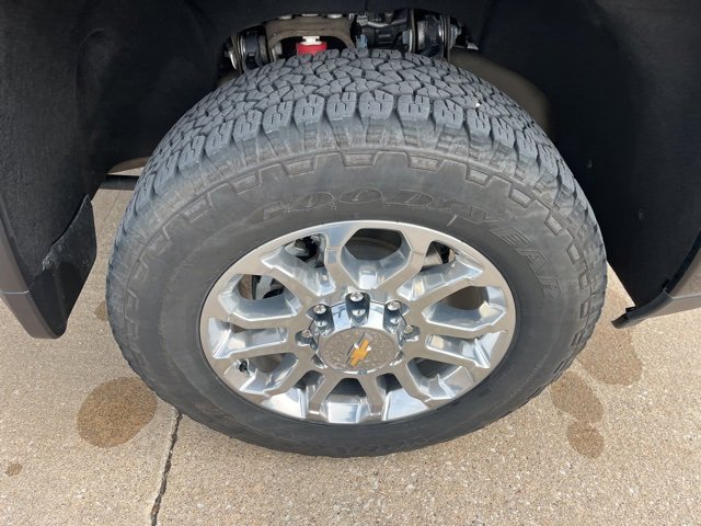 Used 2025 Chevrolet Silverado 2500 LT w/ Z71 Chrome Sport Edition image 62