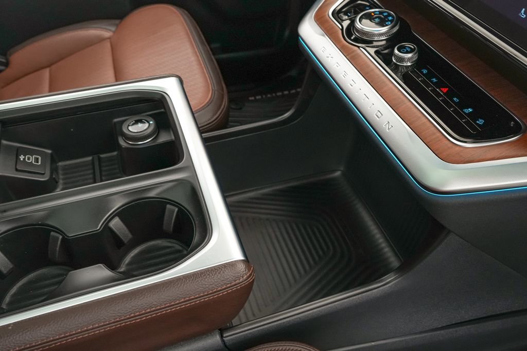 Certified 2025 Ford Expedition King Ranch image 34