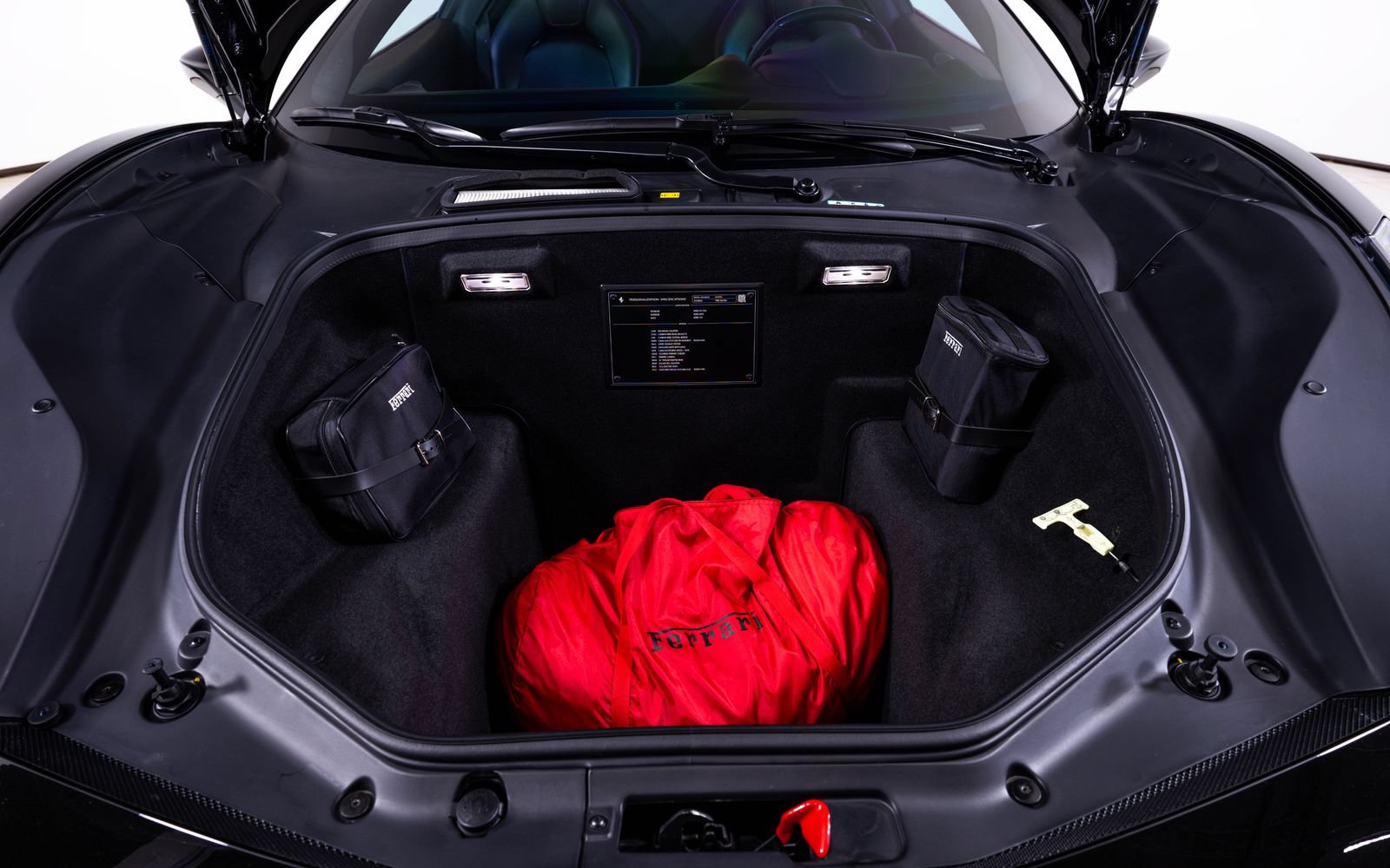 Used 2018 Ferrari 488 Spider RWD image 25