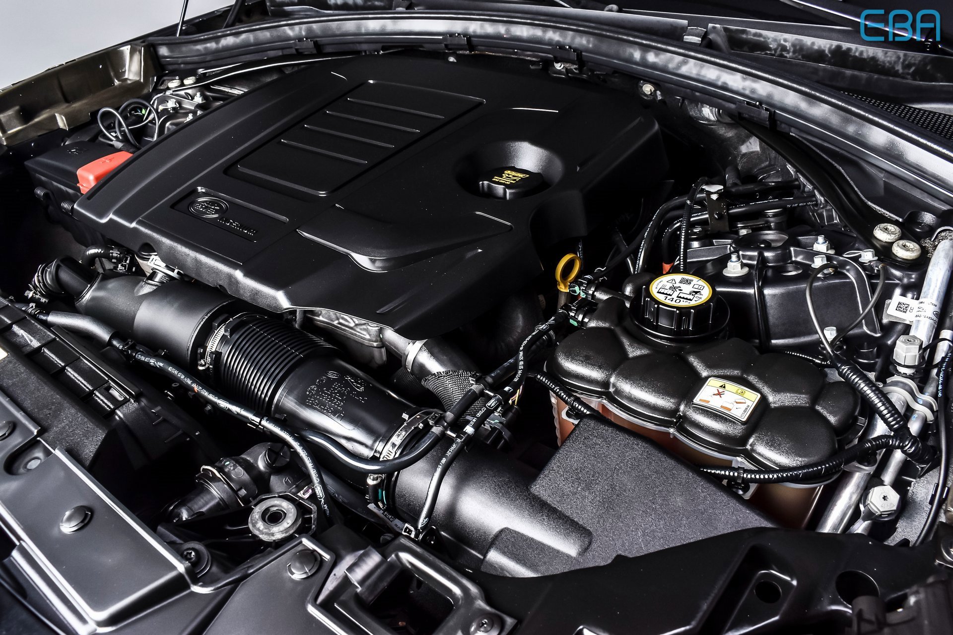 Used 2021 Land Rover Range Rover Velar R-Dynamic S image 13