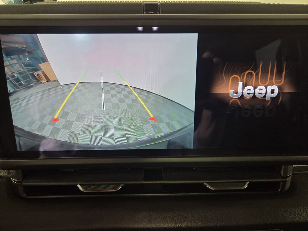 Certified 2025 Jeep Wrangler Sahara w/ Safety Group image 14