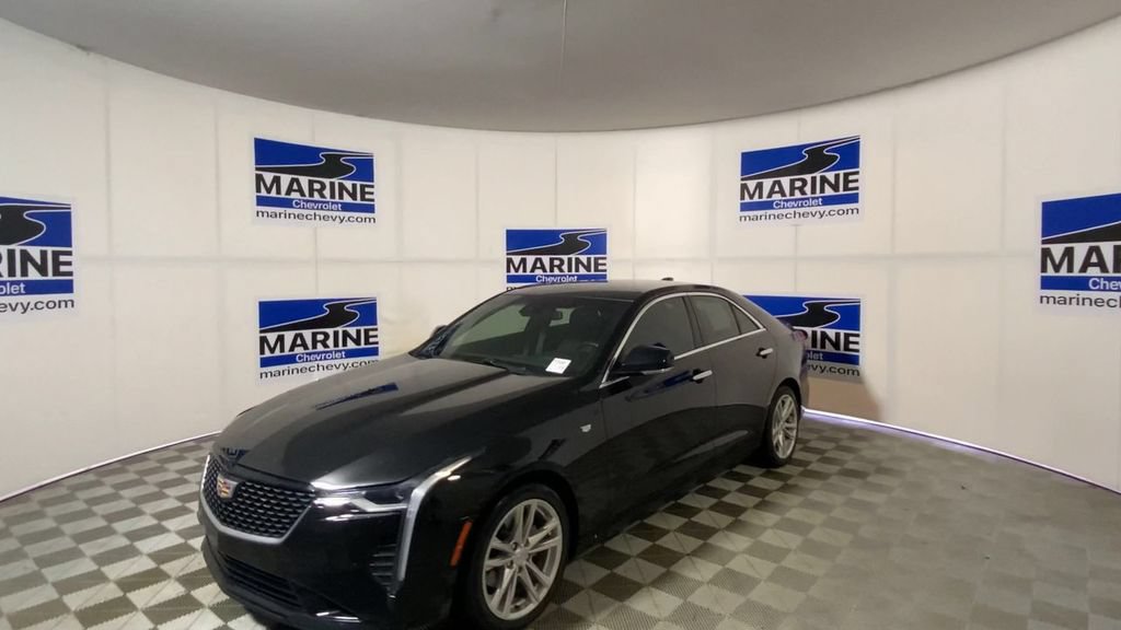 Used 2023 Cadillac CT4 Luxury w/ Cold Weather Package RWD image 6
