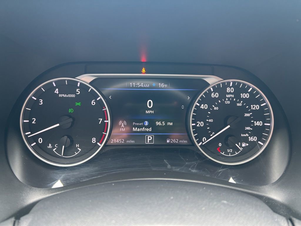 Certified 2023 Nissan Sentra SR w/ Trunk Package image 60