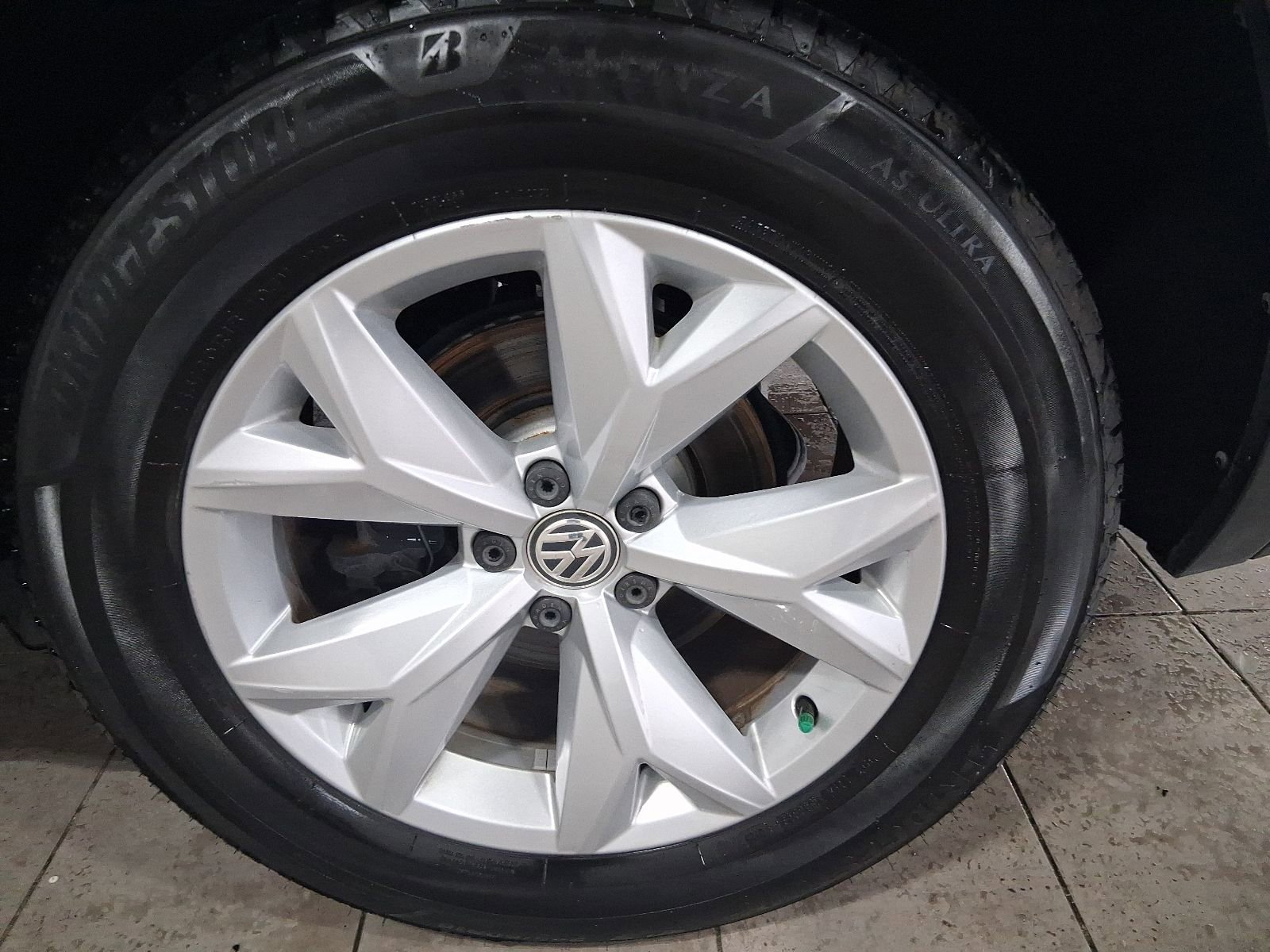 Used 2018 Volkswagen Atlas SE FWD image 11