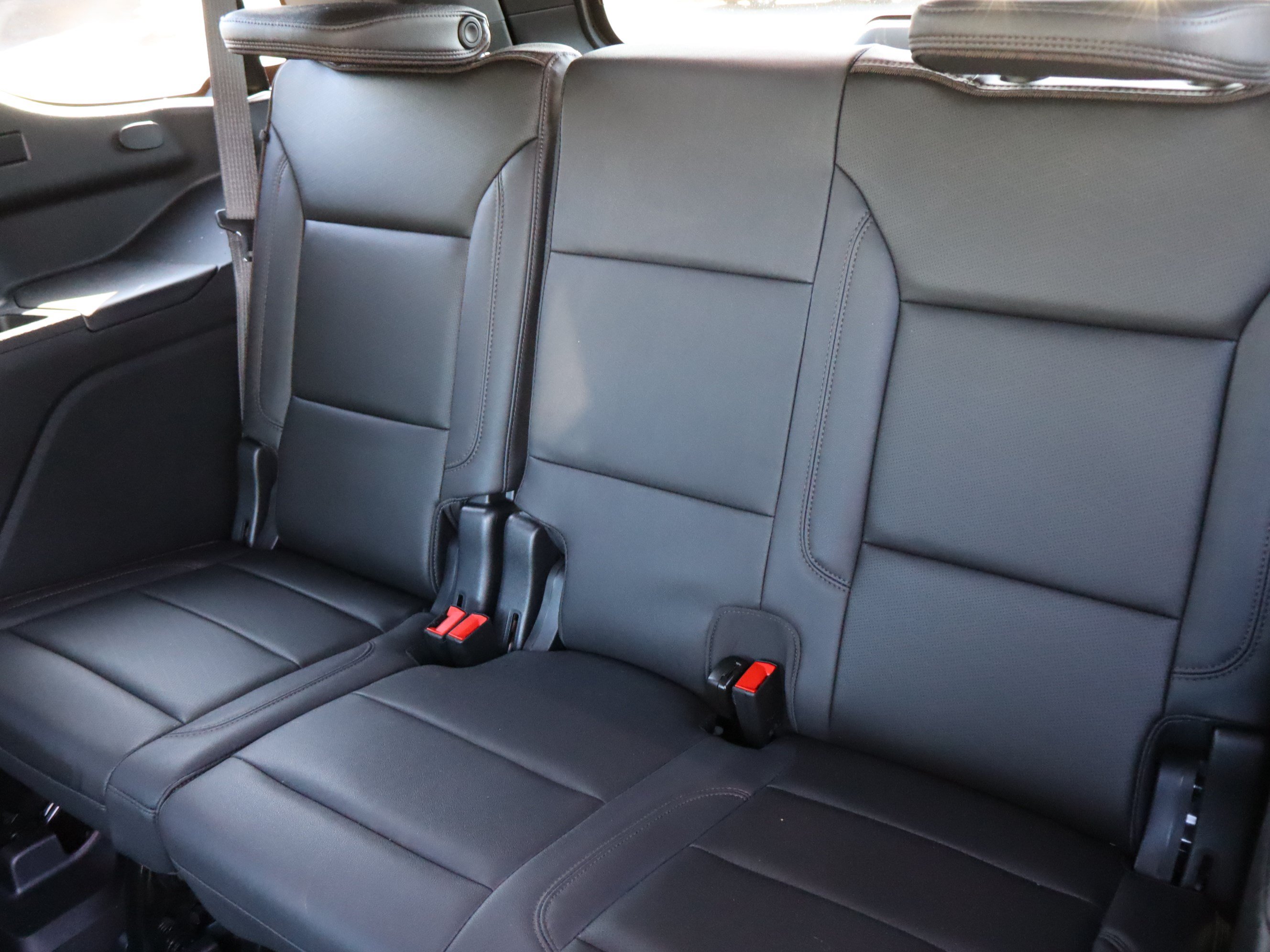 Used 2023 Chevrolet Tahoe High Country AWD/4WD image 35