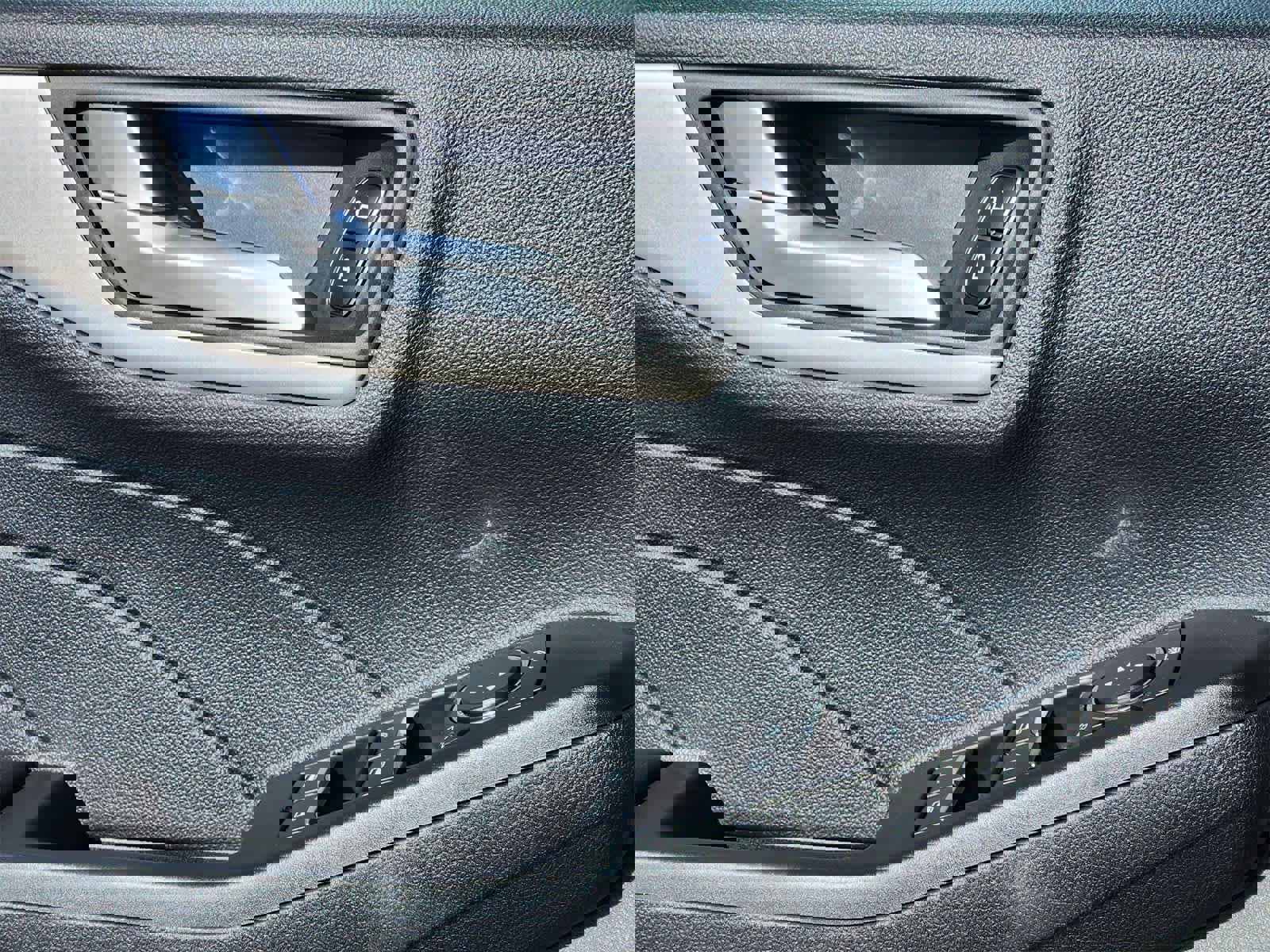 Used 2021 Ford Escape SEL image 13