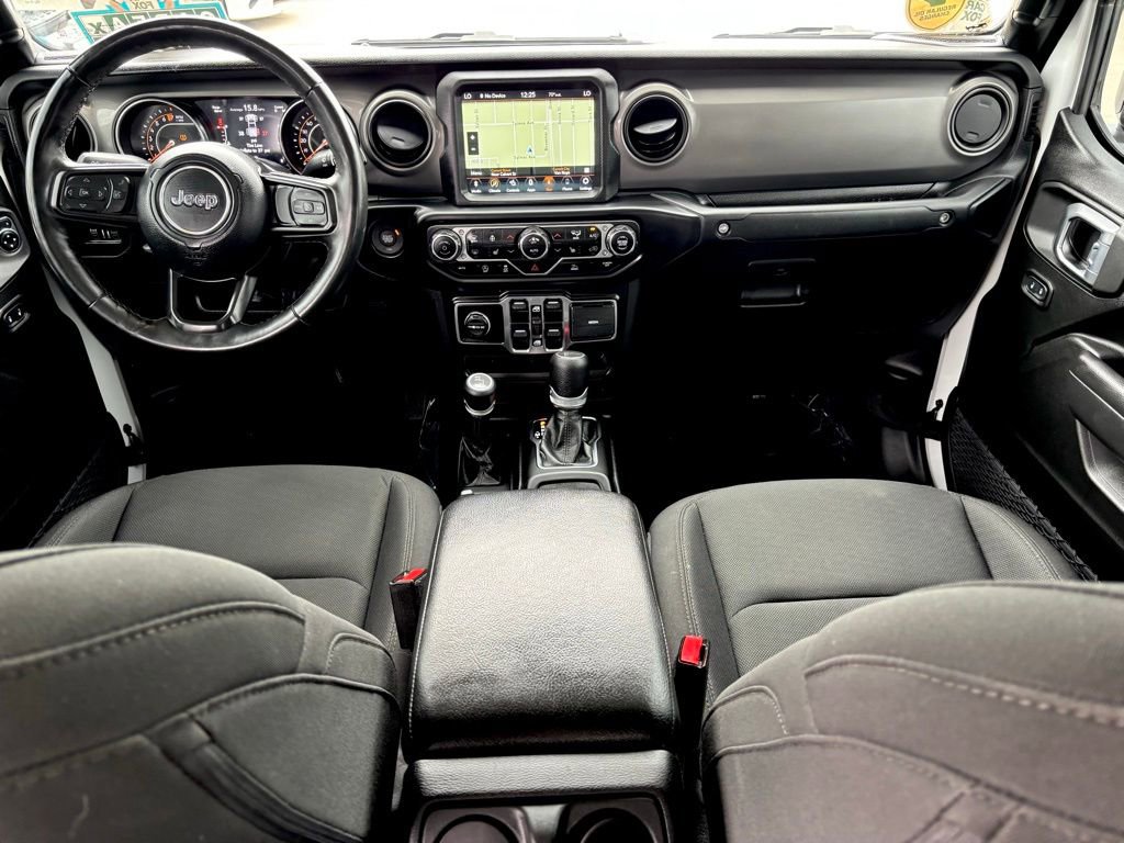 Used 2022 Jeep Gladiator Willys image 23