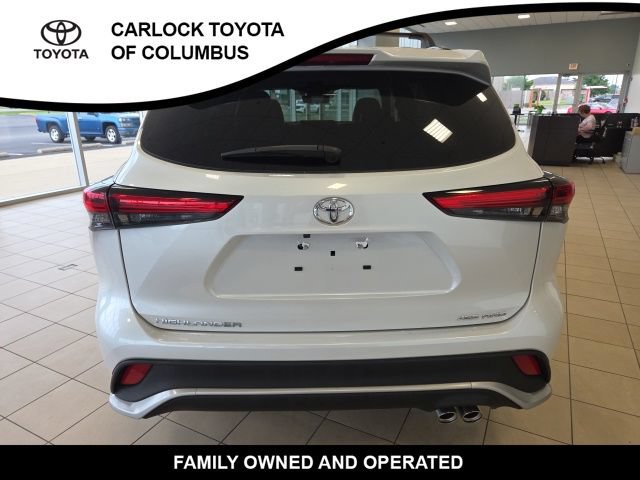 Used 2023 Toyota Highlander XSE AWD/4WD image 8