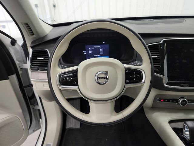 Used 2024 Volvo XC90 B6 Plus image 21