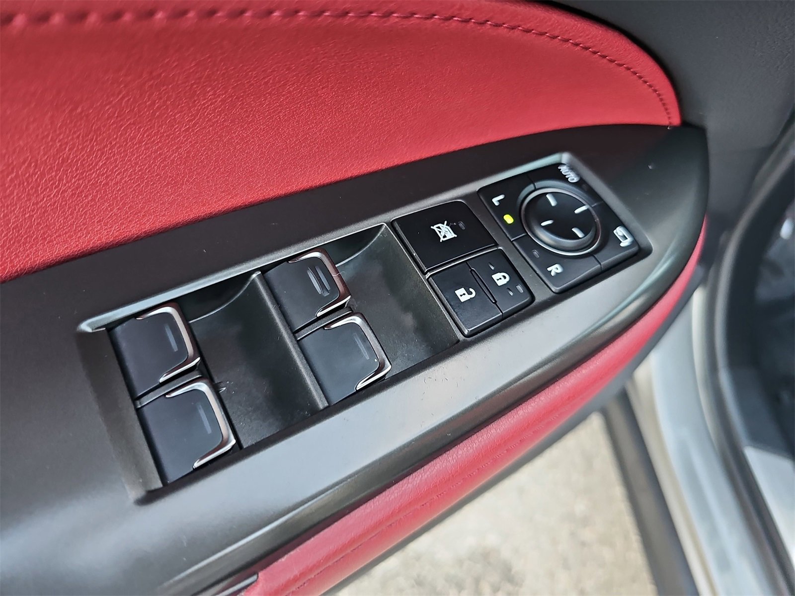 Used 2022 Lexus NX 350 AWD image 29