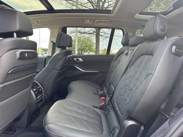 Certified 2026 BMW X7 xDrive40i AWD/4WD image 11