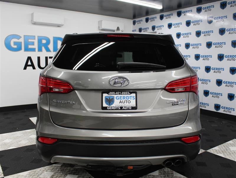 Used 2015 Hyundai Santa Fe Sport 2.0T w/ Option Group 05 AWD/4WD image 3