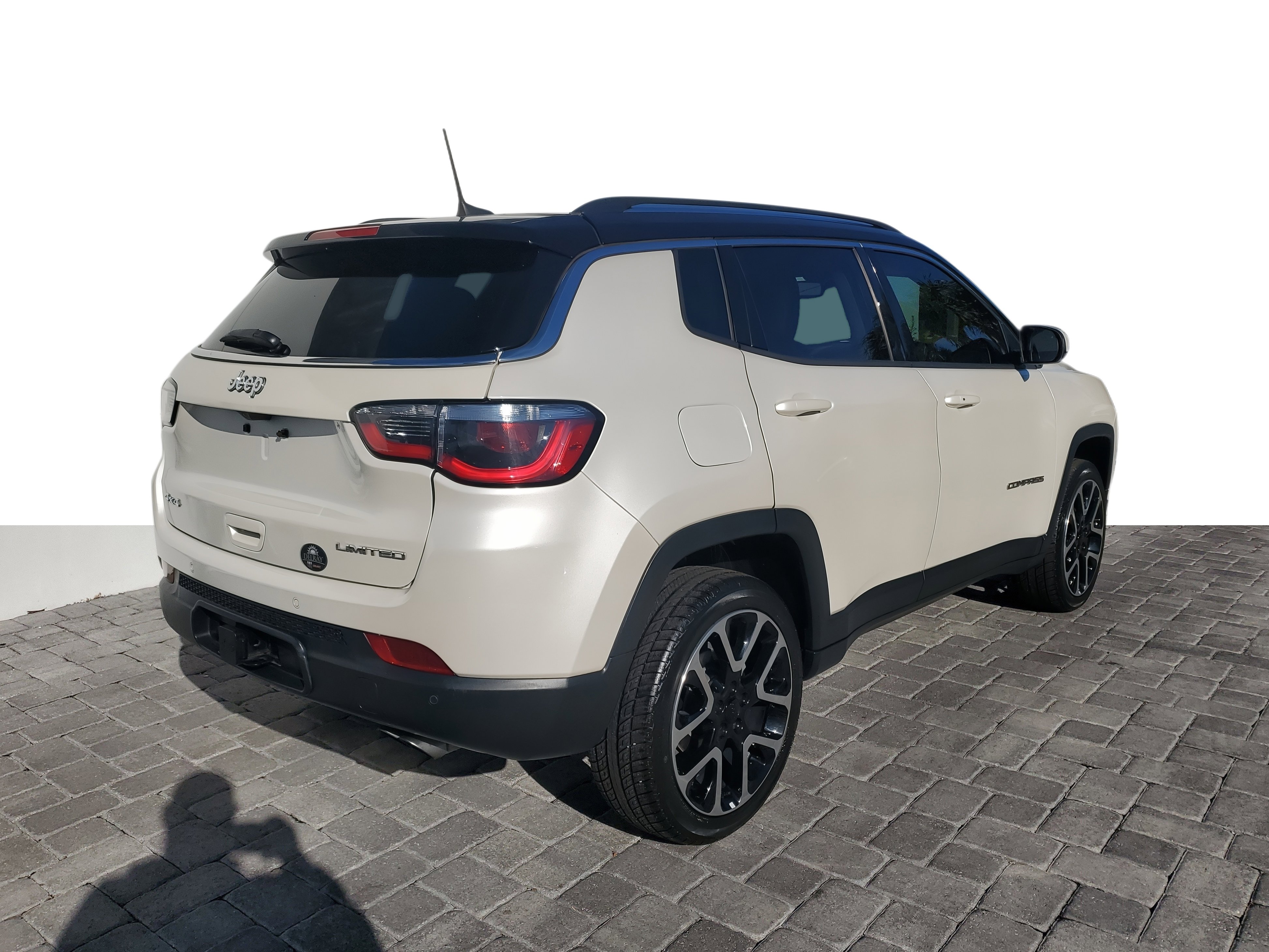 Used 2018 Jeep Compass Limited w/ Navigation Group image 5