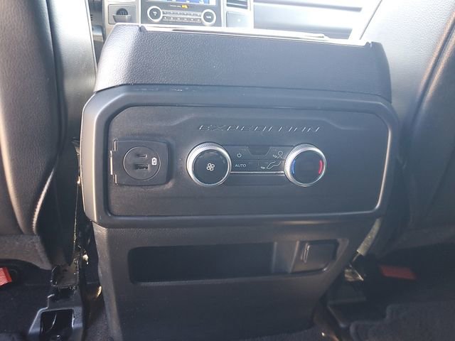 Used 2021 Ford Expedition XLT image 11