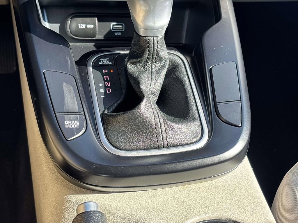 Certified 2021 Kia Soul LX image 24