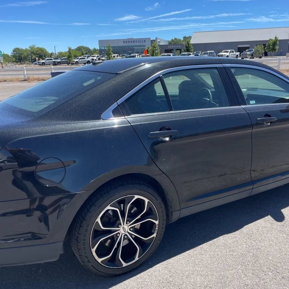 Used 2015 Ford Taurus SHO w/ Equipment Group 401A AWD/4WD image 9