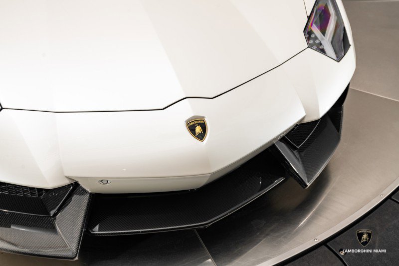 Used 2016 Lamborghini Aventador LP 700-4 image 7
