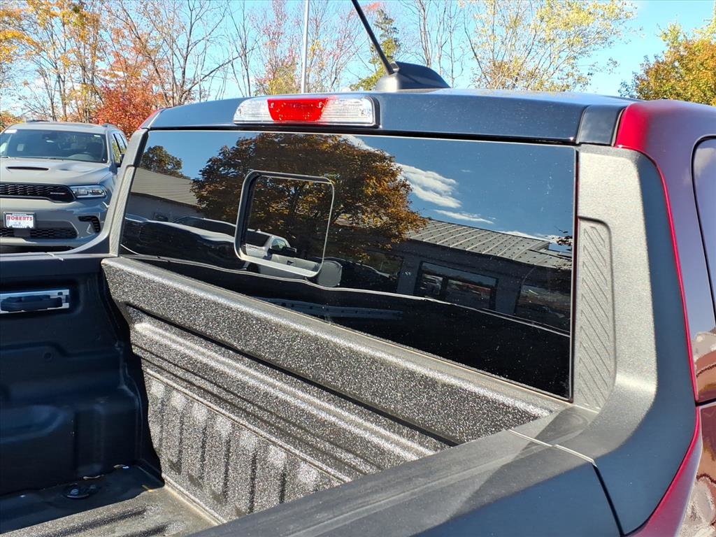 Used 2025 Ford Maverick Lariat w/ Black Appearance Package image 10