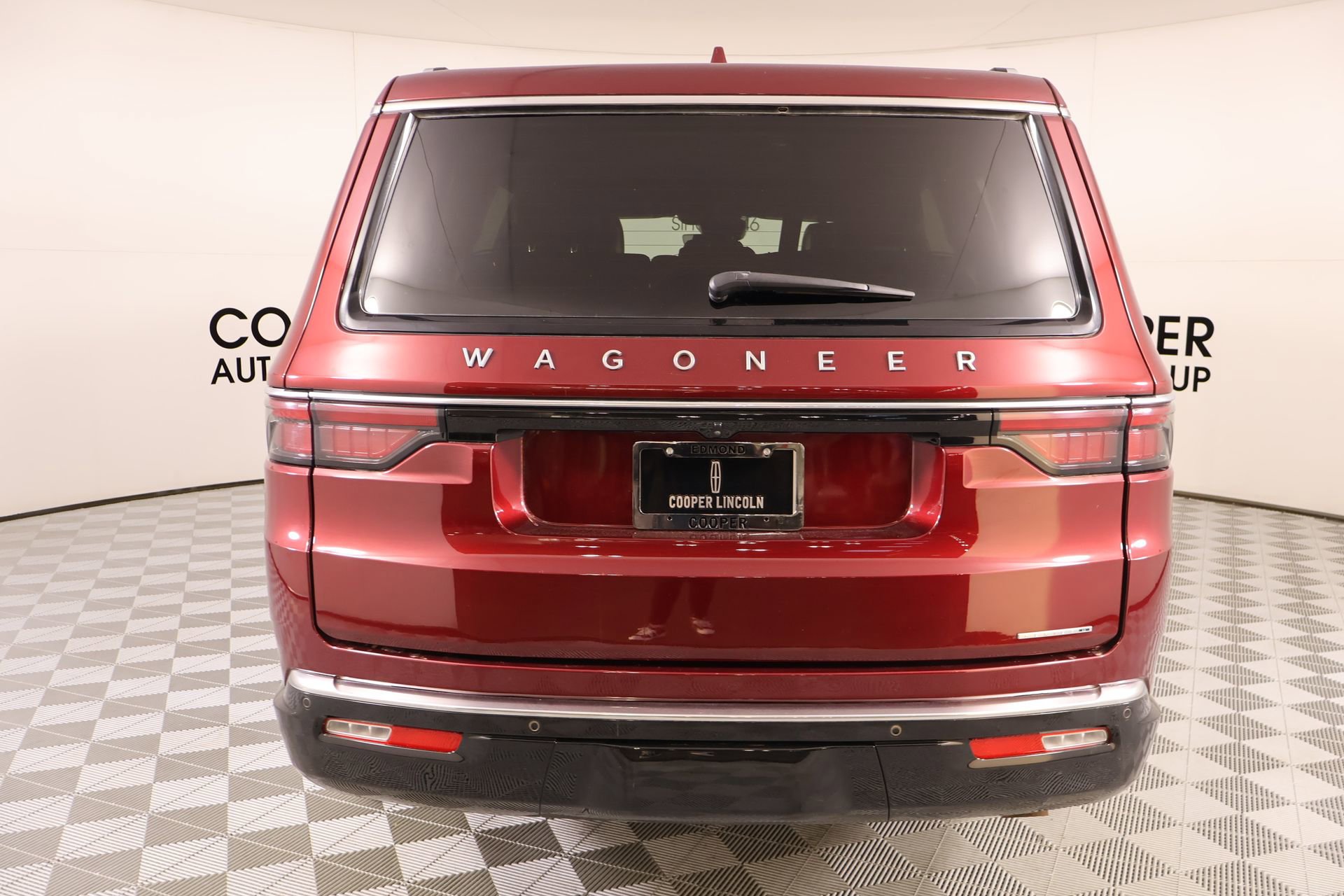 Used 2022 Jeep Wagoneer Series II image 23