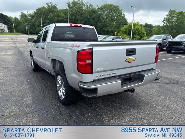 Used 2017 Chevrolet Silverado 1500 Custom w/ Custom Convenience Package AWD/4WD image 5