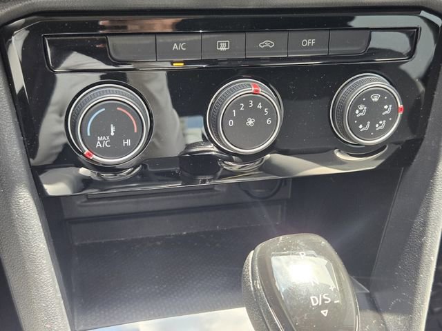 Certified 2023 Volkswagen Taos S FWD image 18