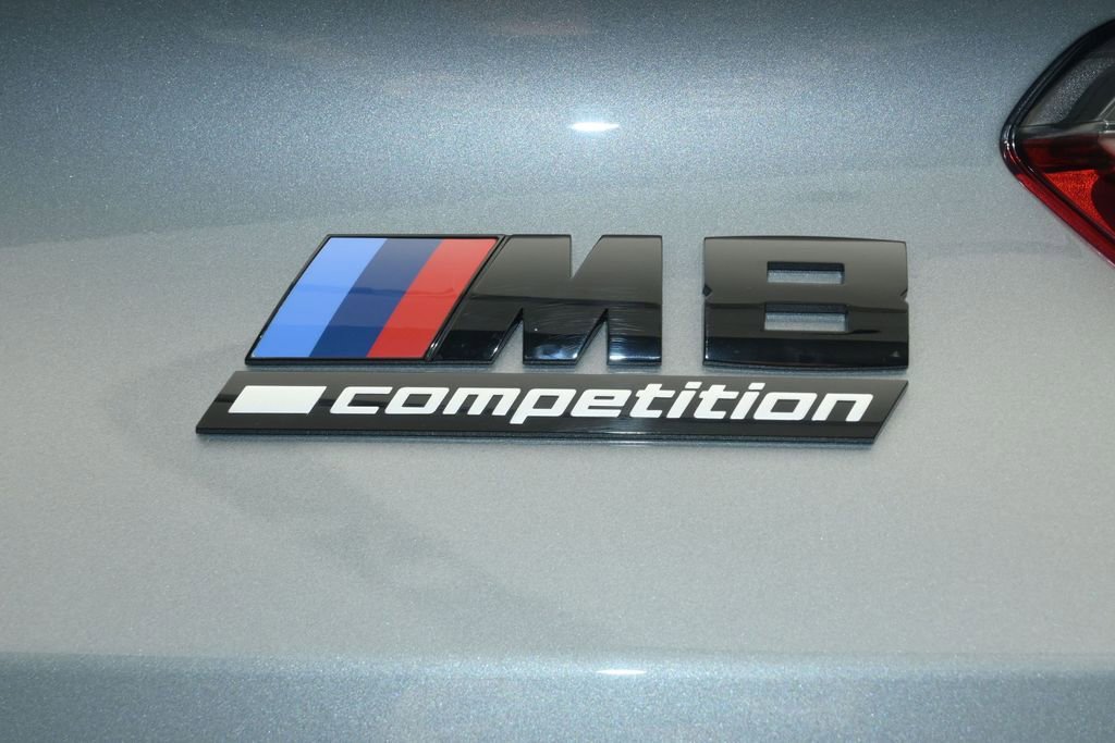 Used 2025 BMW M8 Competition w/ M Carbon Exterior Package AWD/4WD image 9
