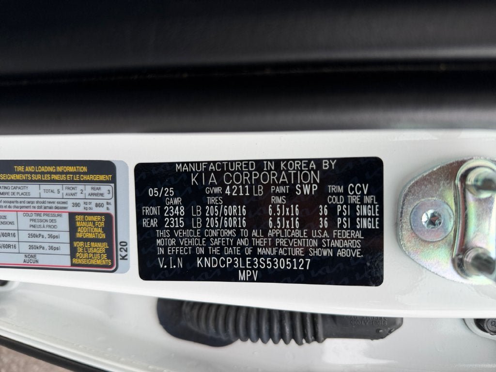 Used 2025 Kia Niro LX FWD image 36