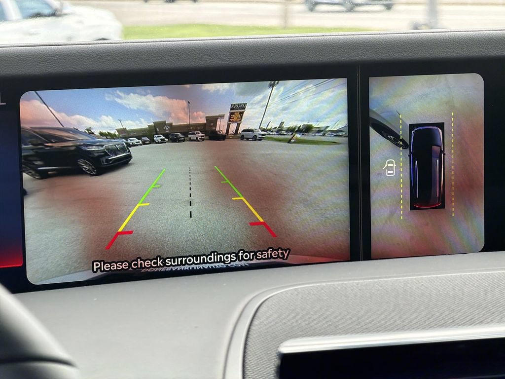 New 2026 Lincoln Nautilus Premier AWD/4WD image 17