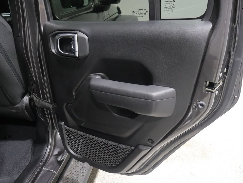 Used 2023 Jeep Wrangler Unlimited Sport AWD/4WD image 21