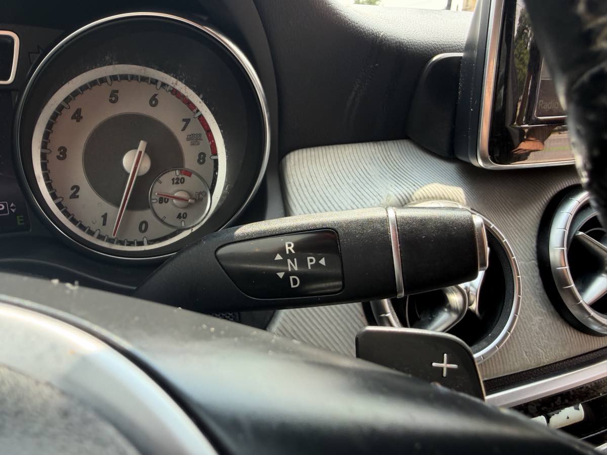 Used 2014 Mercedes-Benz CLA 250 image 37