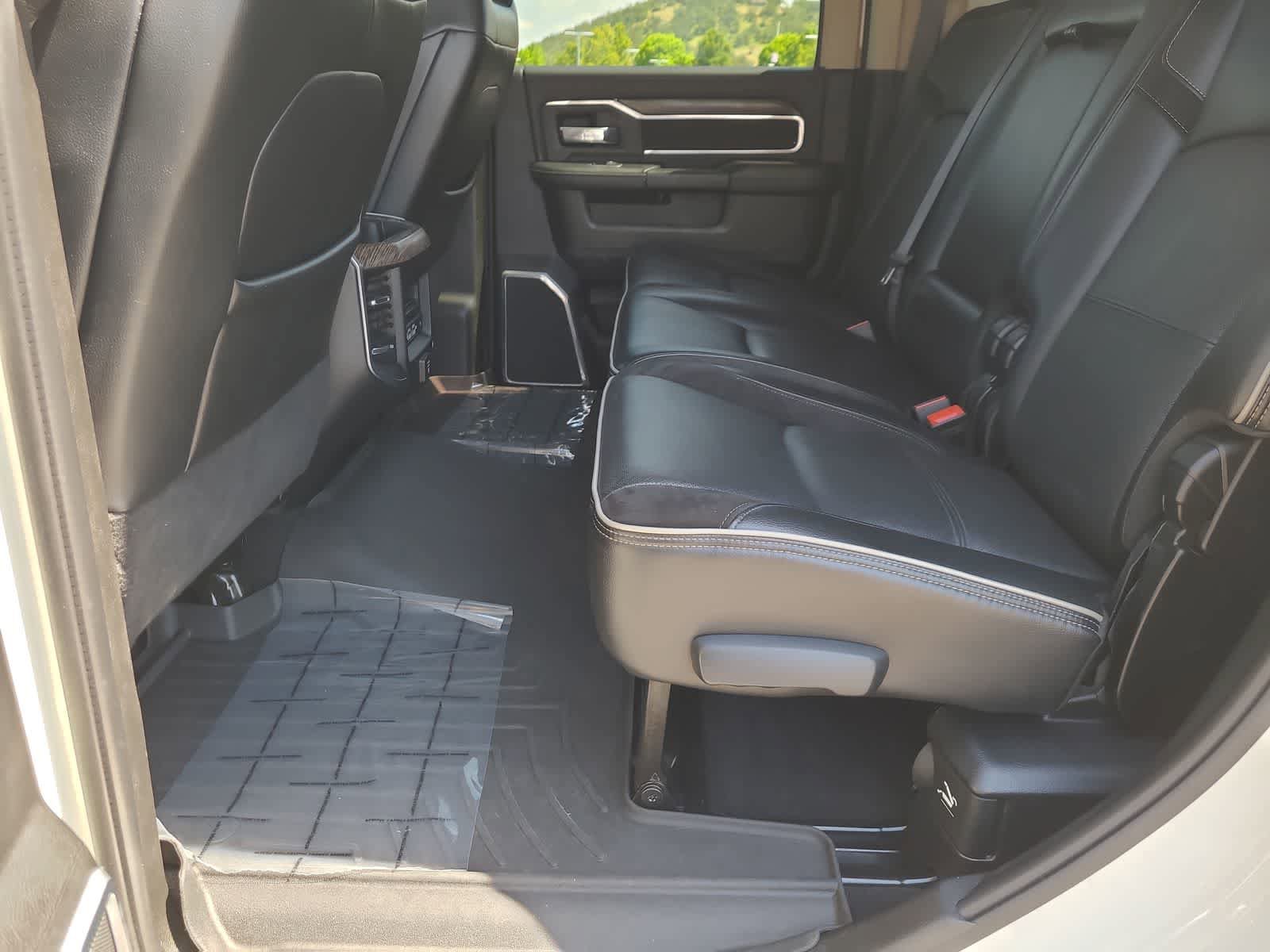 Used 2019 RAM 3500 Laramie AWD/4WD image 21