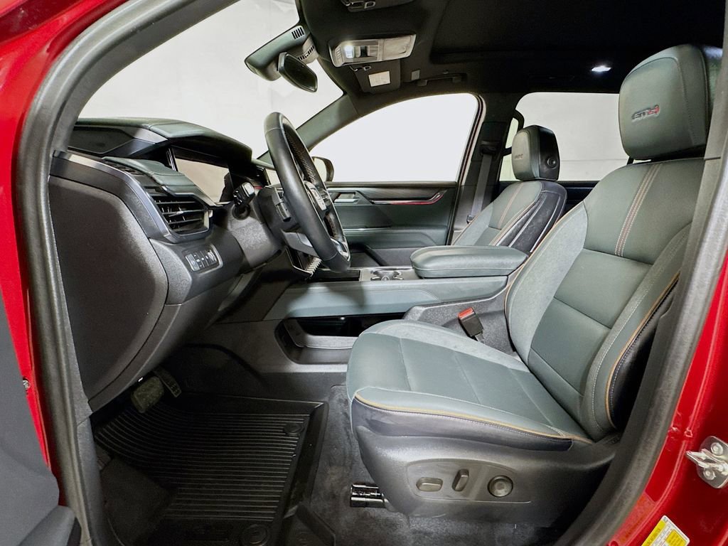 Used 2024 GMC Acadia AT4 w/ LPO, Floor Liner Package image 20