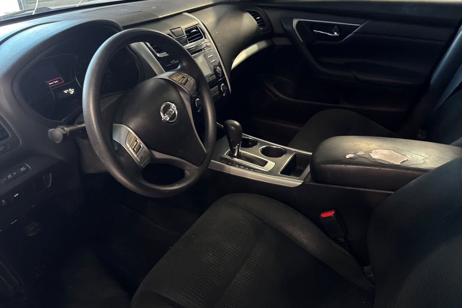 Used 2015 Nissan Altima 2.5 S w/ Special Edition Package FWD image 14
