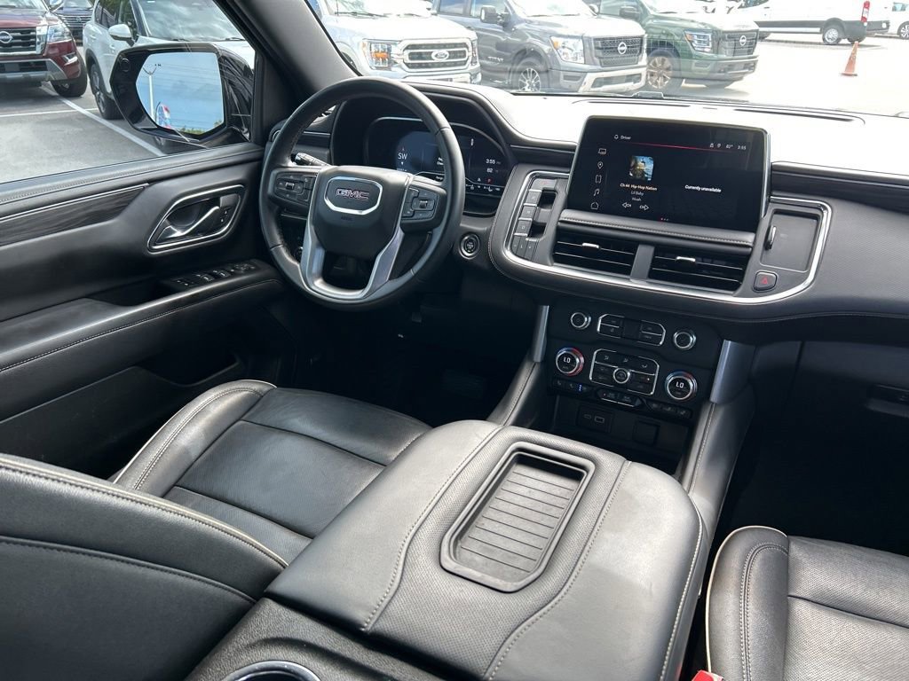Used 2023 GMC Yukon SLT image 10