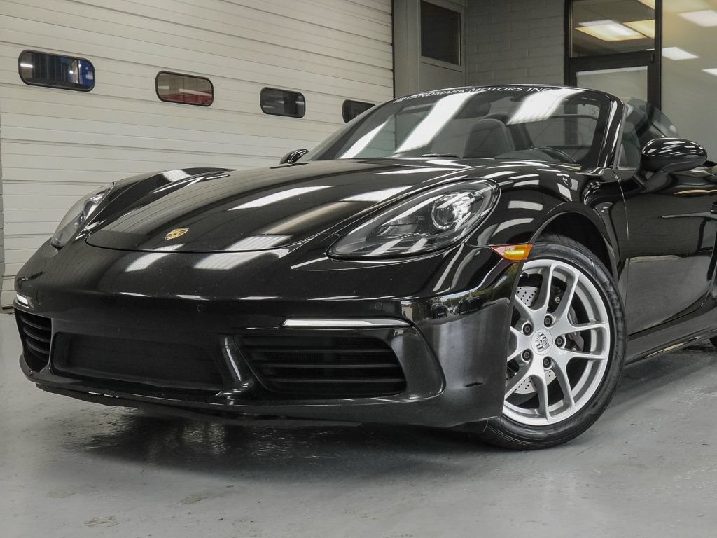 Used 2018 Porsche 718 Boxster RWD image 10