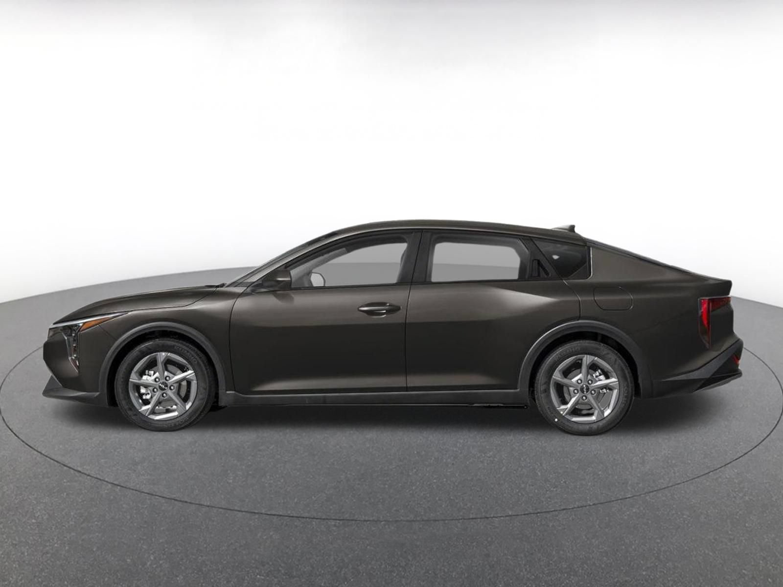 Used 2025 Kia K4 FWD image 3