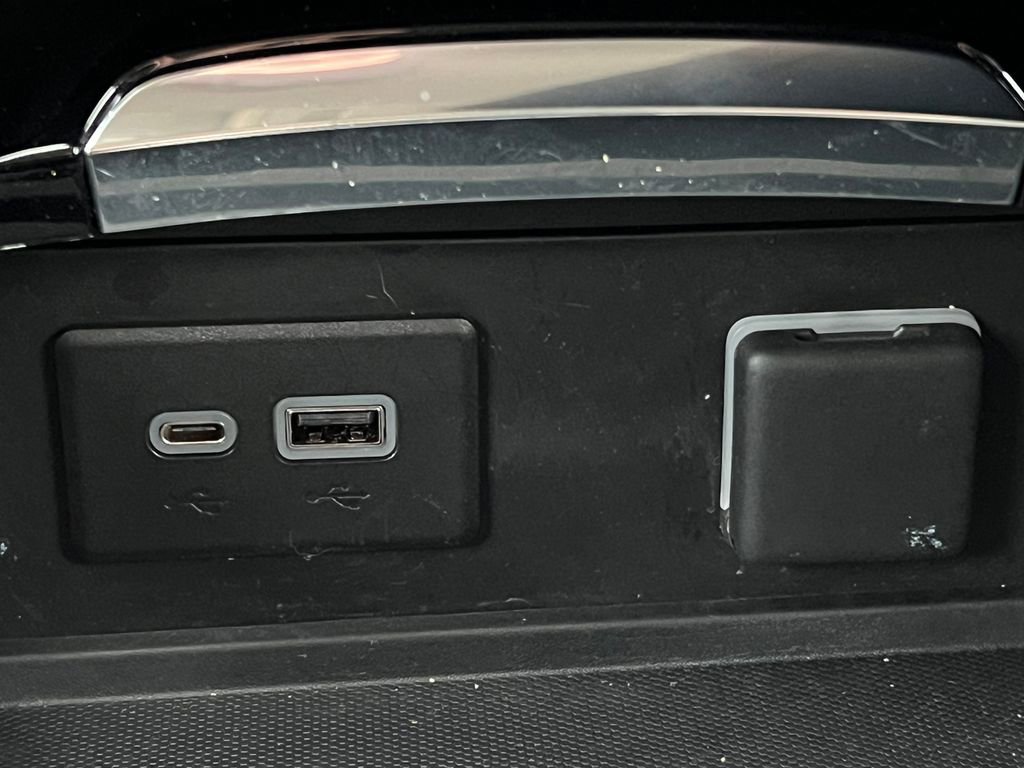 Used 2023 Buick Envision Preferred w/ Sport Touring Package image 31